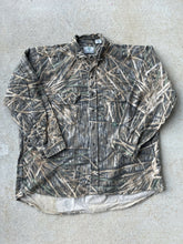 Load image into Gallery viewer, Vintage Mossy Oak Gen 1 Shadow Grass Camo Chamois Shirt (2XL)