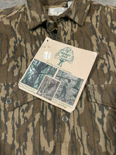 Load image into Gallery viewer, Mossy Oak Bottomland Chamois Button Down NWT (S)