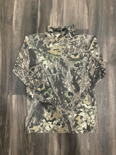 Load image into Gallery viewer, Vintage Mossy Oak Breakup Camo Turtleneck Shirt (M)