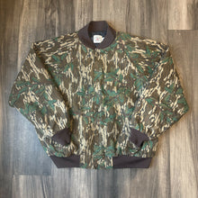 Load image into Gallery viewer, 1990’s Ruddy Duck Mossy Oak Greenleaf Camo Insulated Bomber Jacket (2XL)