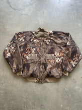 Load image into Gallery viewer, Vintage Mossy Oak Breakup Camo Bomber Jacket (L)