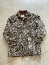 Load image into Gallery viewer, Vintage Duxbak Realtree Camo Jacket (M)
