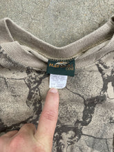 Load image into Gallery viewer, Vintage Natural Gear Camo Longsleeve (XL)