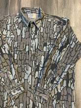 Load image into Gallery viewer, 1990’s Trebark Camo Chamois Shirt (XL)