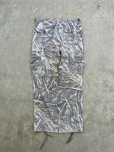 Load image into Gallery viewer, Vintage MossyOak Shadow Grass Camo Adjustable Waist Pants (28”-34”x31”)