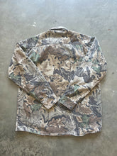 Load image into Gallery viewer, Vintage Realtree Advantage Camo Button Up Shirt (2XL)