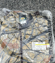 Load image into Gallery viewer, Vintage Cabelas Skyline Camo Zip Up