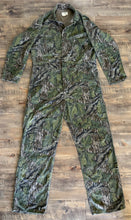 Load image into Gallery viewer, 90’s Mossy Oak Coveralls Non-Insulated Full Foliage size L long made in USA 🇺🇸