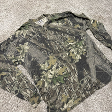 Load image into Gallery viewer, Vintage Mossy Oak Break Up Long Sleeve (XL)