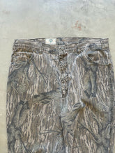 Load image into Gallery viewer, Vintage Mossy Oak Treestand Camo Denim Pants (L)
