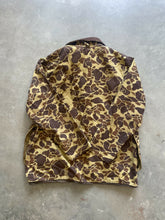 Load image into Gallery viewer, Vintage Flannel Lined Duck Camo Button Up Over Shirt (L)