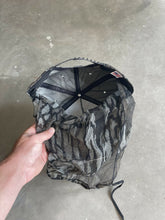 Load image into Gallery viewer, Vintage Trebark Camo Hat With Mask
