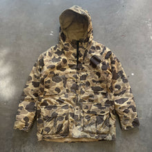 Load image into Gallery viewer, Vintage Columbia Duck Camo Jacket (L)
