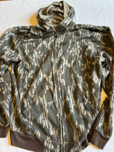 Load image into Gallery viewer, Vintage Mossy Oak Bottomland 80’s Bottomland Hoodie