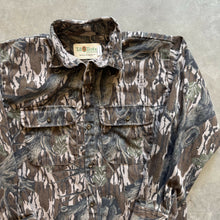 Load image into Gallery viewer, Vintage Mossy Oak Treestand Camo Button-Up Shirt (M/L)