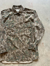 Load image into Gallery viewer, Vintage Mossy Oak Greenleaf Camo Strap Shirt (M)
