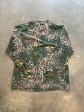 Load image into Gallery viewer, Vintage Mossy Oak Shadow Leaf Long Sleeve Shirt (XL)