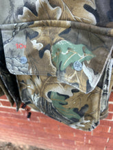 Load image into Gallery viewer, Realtree Advantage Gore-Tex Jacket (L)