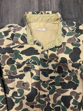 Load image into Gallery viewer, Vintage Duck Camo Chamois Shirt (M)