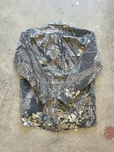 Load image into Gallery viewer, Vintage Mossy Oak 1st Generation Breakup Camo Chamois Shirt (M)