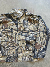 Load image into Gallery viewer, Vintage Skyline Camo 3-Pocket Shacket (L)