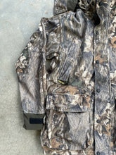Load image into Gallery viewer, Vintage Browning MossyOak Breakup Camo Hydro Suede Gore-Tex Jacket (M)