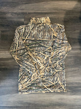 Load image into Gallery viewer, Vintage Mossy Oak Shadow Grass Camo Turtle Neck Shirt (M)