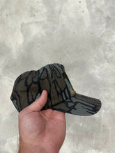 Load image into Gallery viewer, Vintage Treebark Camo Turkey Hat