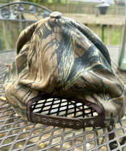 Load image into Gallery viewer, Vintage Gander Mountain Mossy Oak Treestand Hat