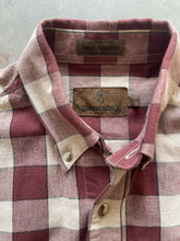 Load image into Gallery viewer, 2000’s Browning Plaid Button-Up Shirt (M)