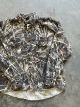 Load image into Gallery viewer, 2000’s Realtree Max 4 Camo Button Up Shirt (XL)