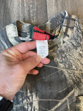 Load image into Gallery viewer, Vintage Mossy Oak Breakup Camo Long Sleeve Shirt (M)
