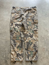 Load image into Gallery viewer, Vintage Liberty Realtree Advantage Camo Adjustable Waist Pants (XL)