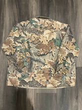 Load image into Gallery viewer, 1990’s Walls Realtree Advantage Camo Button-Up Shirt (2XL)