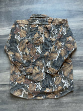 Load image into Gallery viewer, Vintage Mossy Oak Fall Foliage Camo Chamois Shirt (L)