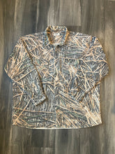 Load image into Gallery viewer, Vintage Mossy Oak Shadowgrass Camo Chamois Shirt (2XL)