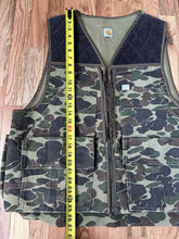 Load image into Gallery viewer, Carhartt vintage hunting vest duck camo made in the USA Union made men’s size