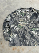 Load image into Gallery viewer, Vintage Duxback Quarter-Button MossyOak Breakup Camo Shirt (L)