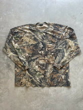 Load image into Gallery viewer, Vintage Realtree Advantage Timber Camo Long Sleeve Shirt (2XL)