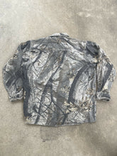 Load image into Gallery viewer, Vintage Spartan Realtree Hardwoods Camo Chamios (L)