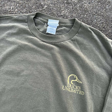 Load image into Gallery viewer, Vintage Ducks Unlimited Long Sleeve Tee