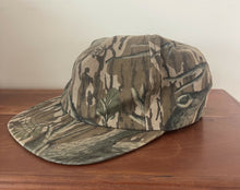 Load image into Gallery viewer, 90’s Mossy Oak Treestand Blank Snapback 🇺🇸