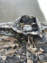 Load image into Gallery viewer, Vintage Mossy Oak Gen 1 Breakup Camo Chamois Shirt (L)