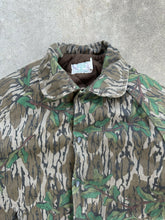 Load image into Gallery viewer, Vintage Mossy Oak GreenLeaf Collared Insulated Bomber Jacket (M/L)