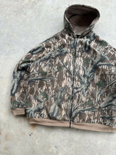 Load image into Gallery viewer, Vintage MossyOak Treestand Camo Hoodie (XL)