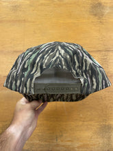 Load image into Gallery viewer, Vintage Camo Rope Hat