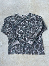 Load image into Gallery viewer, Vintage Mossy Oak Treestand Camo Long Sleeve Shirt (XL)