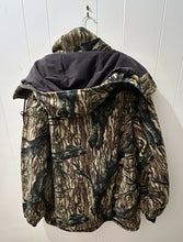 Load image into Gallery viewer, Vintage Browning Mossy Oak Treestand Fleece Jacket XL with Hood