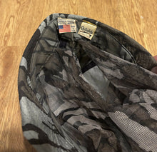 Load image into Gallery viewer, Vintage Original Jones Hat Cabelas Trebark w/ Face Mask MEDIUM