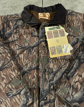 Load image into Gallery viewer, Pella Insulated Mossy Oak Treestand Jacket NWT (L)